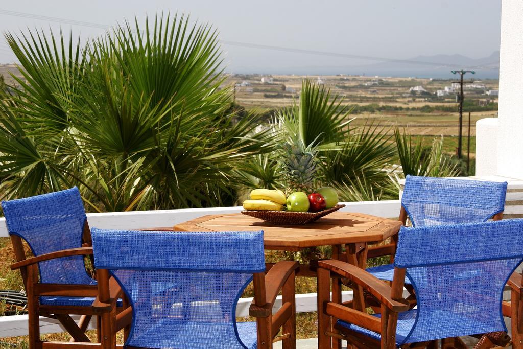 Anna Platanou Hotel Páros Rom bilde